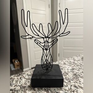 Metal deer shelf decor